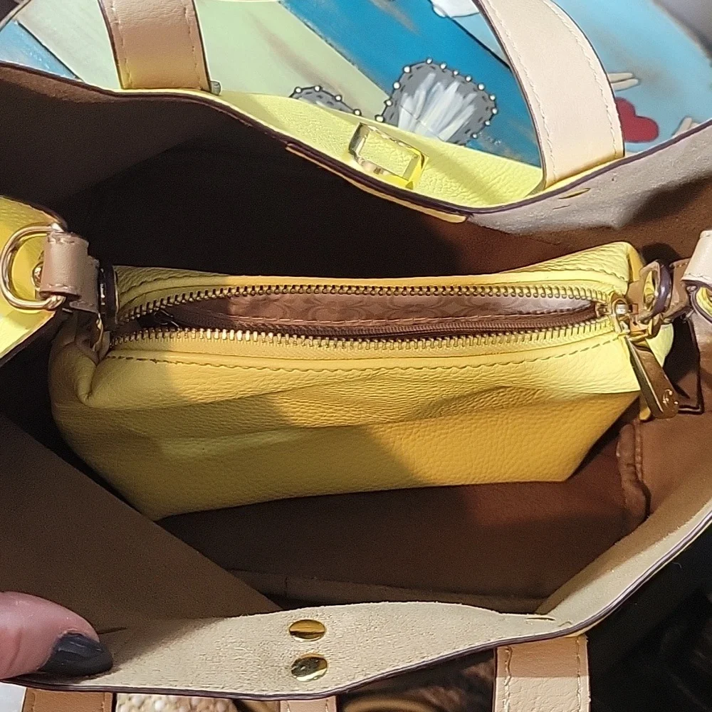 Charming Charlie Vibrant Yellow Tote Bag - Picture 3 of 4